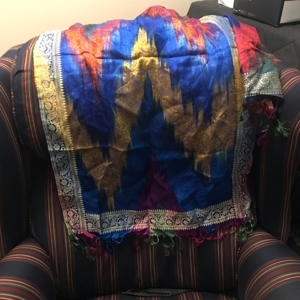 Scarf - Picture 2 of 2